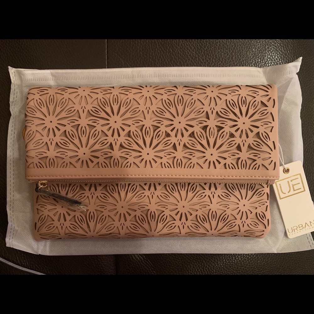 Brand New ! Urban Expressions Blush Skylar Clutch